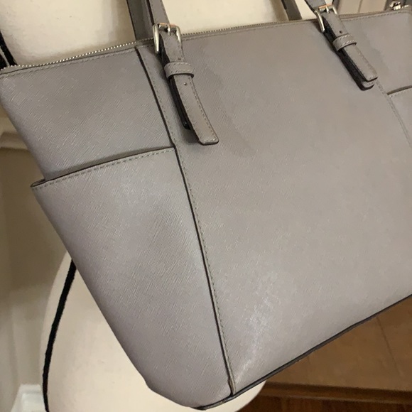 COPY - Michael Kors gray jet set shoulder bag - Picture 5 of 17